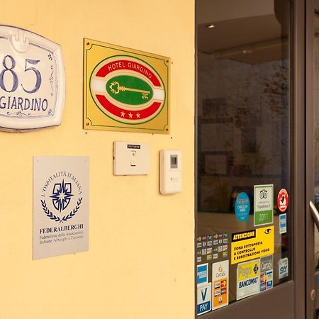 Parking Hotel Giardino Livorno Esterno foto