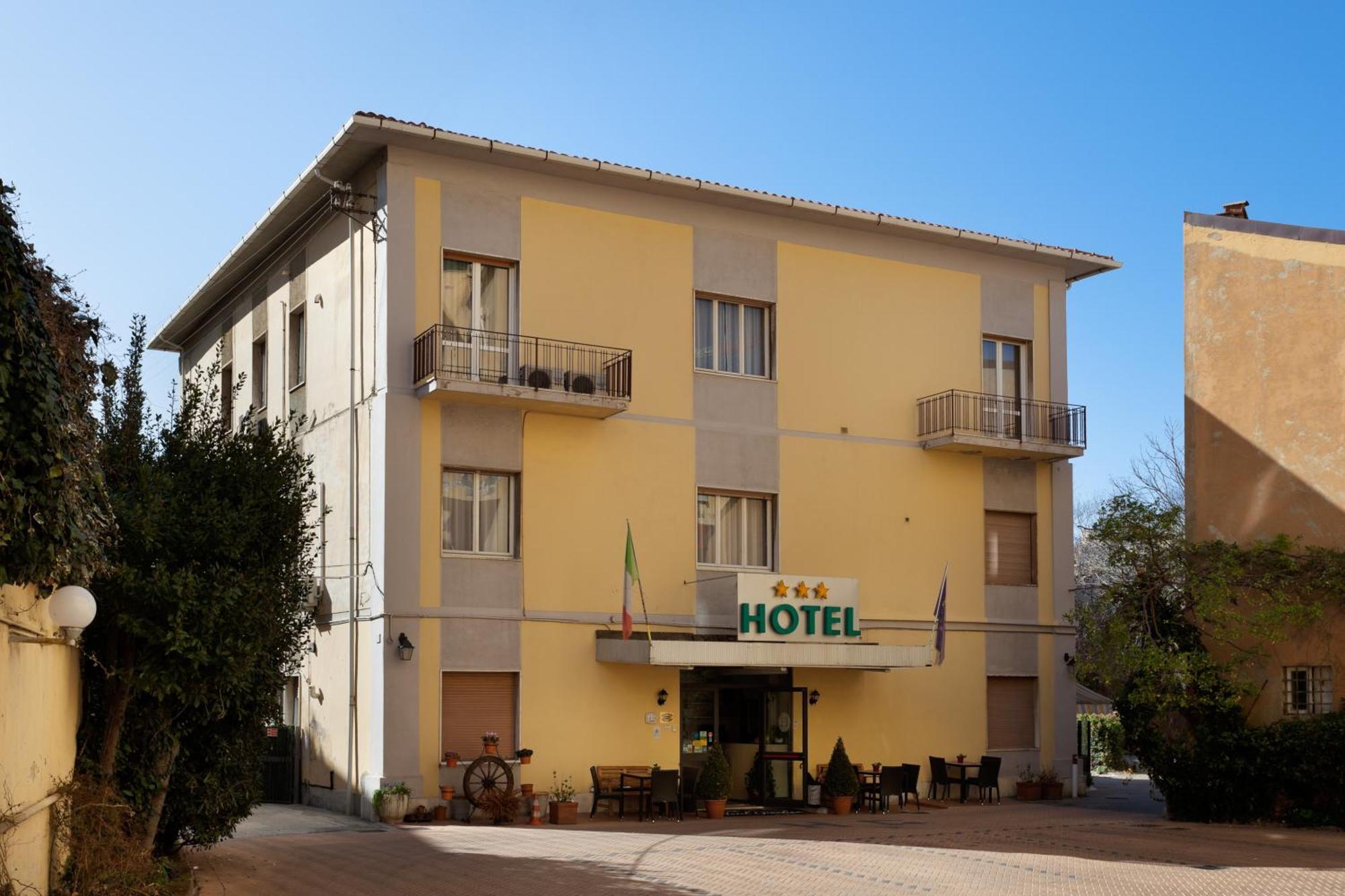 Parking Hotel Giardino Livorno Esterno foto